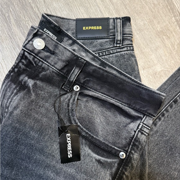 •EXPRESS• HIGH RISE STRAIGHT ANKLE JEANS - Picture 5 of 8